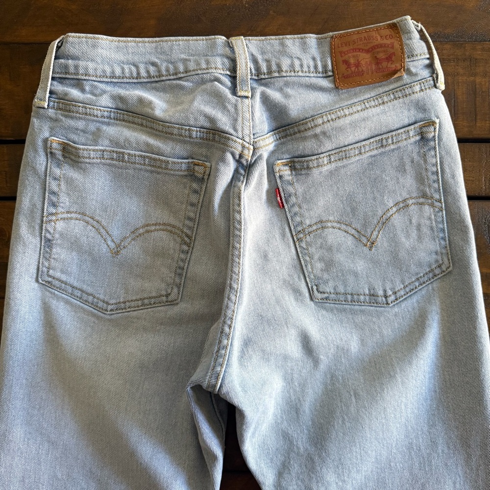 Levi’s Button Fly Jeans, Women’s Size 27 - Picture 5 of 10